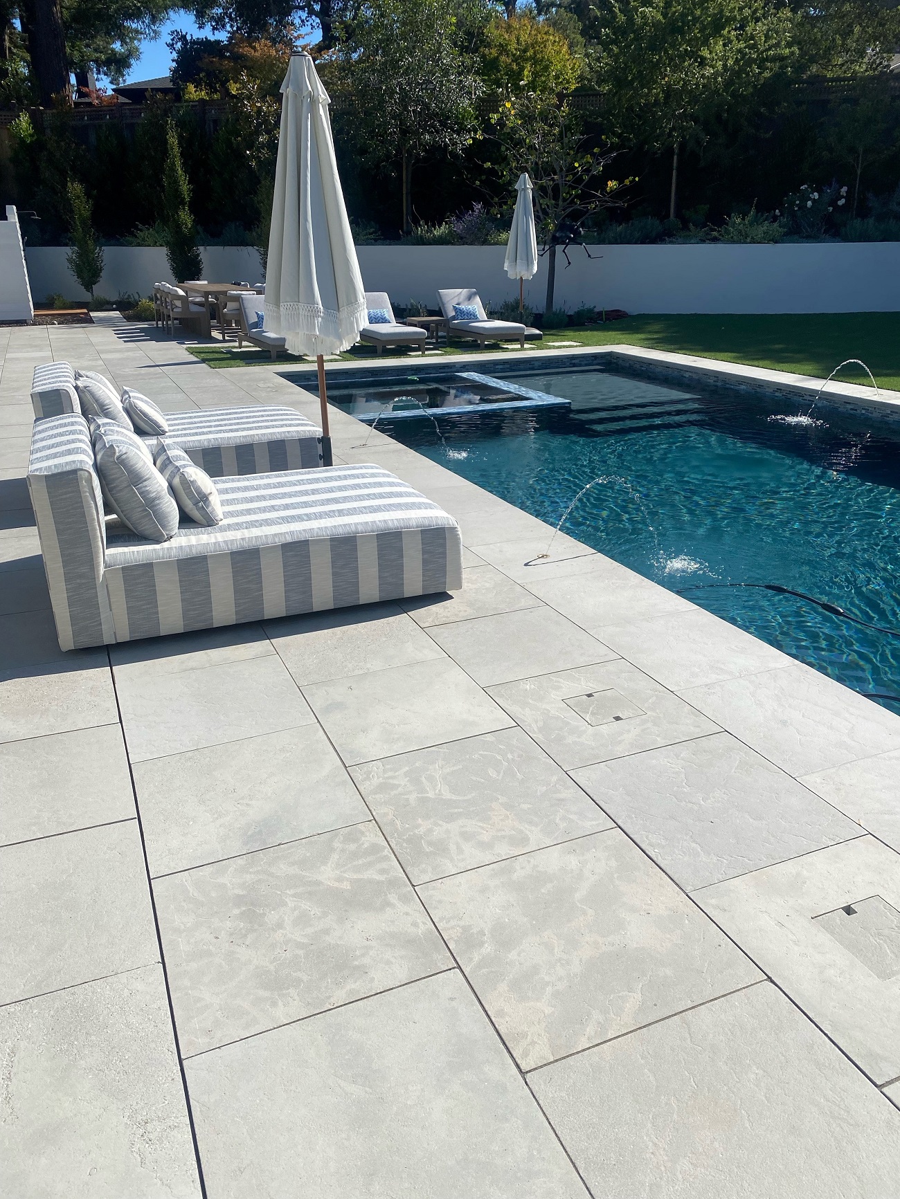 SEAHAZE SEA Limestone Pavers and Pool Coping