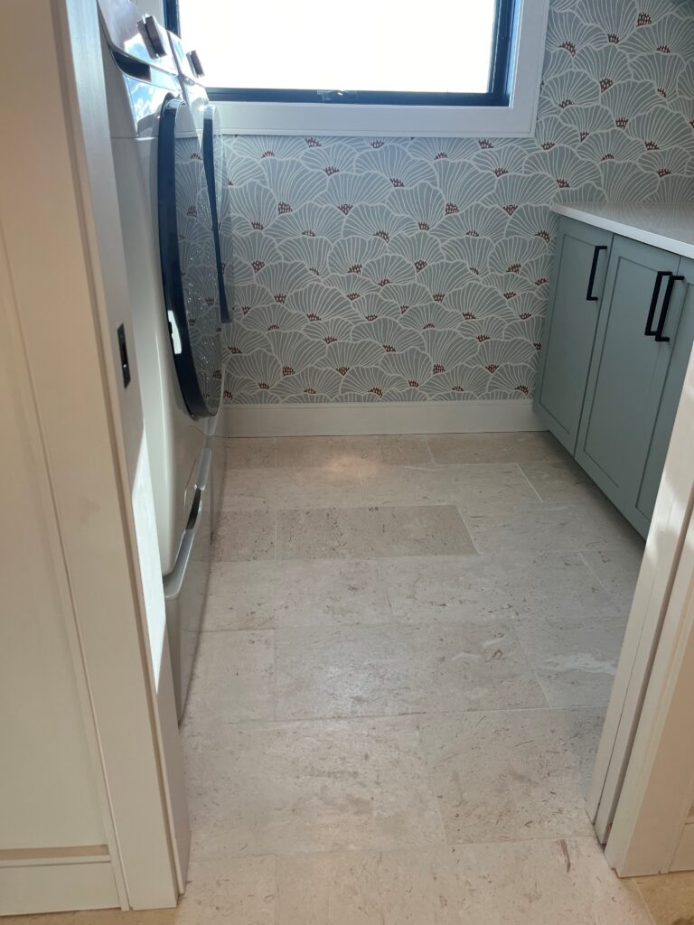 Buecto Limestone a creamy light to beige limestone with some fossils and movement.